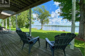 Lake Sparrow Guest House in Port Stanton Ontario​ 4